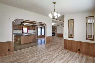 4040 Dillard Court, Joshua, TX 76058 - Photo 5