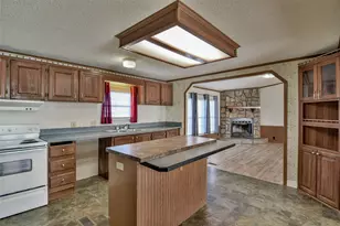 4040 Dillard Ct, Joshua, TX 76058 - Photo 33