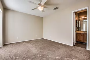 300 Canyon Ln, Irving, TX 75063 - Photo 9