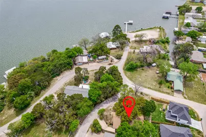 1114 Spur Trail, Granbury, TX 76049 - Photo 13