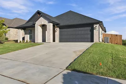 4215 Hummingbird Drive, Sherman, TX 75092 - Photo 3