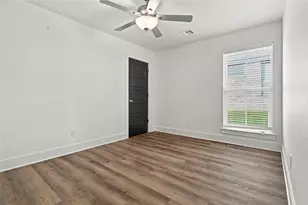 4215 Hummingbird Dr, Sherman, TX 75092 - Photo 21