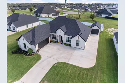 2156 Middlewood Circle, Granbury, TX 76049 - Photo 1