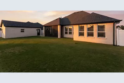 2156 Middlewood Circle, Granbury, TX 76049 - Photo 37