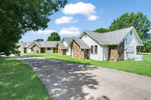 5393 State Hwy 5, Van Alstyne, TX 75495 - Photo 1
