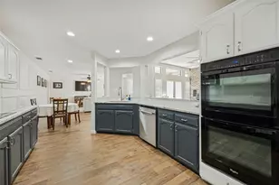 2709 Edinboro Dr, Arlington, TX 76012 - Photo 7