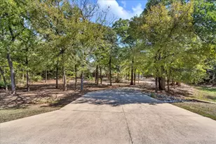 9645 Oak Meadow Ln, Pilot Point, TX 76258 - Photo 3