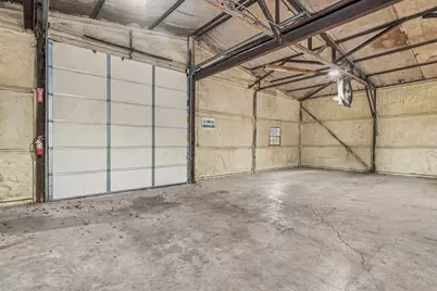 1324 N Saint James Road, Pilot Point, TX 76258 - Photo 21