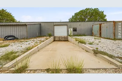 1324 N Saint James Road, Pilot Point, TX 76258 - Photo 5