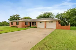 1802 Co Rd 428, Stephenville, TX 76401 - Photo 1