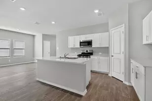 130 Davis Ln, Newark, TX 76071 - Photo 3