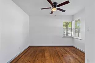 6404 E Lovers Ln, Dallas, TX 75214 - Photo 29