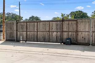 6404 E Lovers Ln, Dallas, TX 75214 - Photo 37
