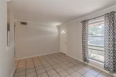 1104 Crane Drive, Euless, TX 76039 - Photo 5