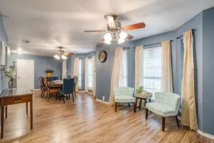 1219 Hyde Park Blvd, Cleburne, TX 76033 - Photo 5
