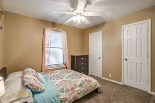 1219 Hyde Park Blvd, Cleburne, TX 76033 - Photo 15