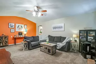 1219 Hyde Park Blvd, Cleburne, TX 76033 - Photo 25