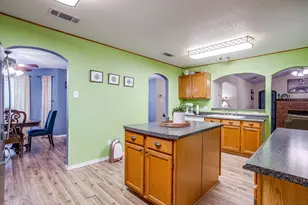 1219 Hyde Park Blvd, Cleburne, TX 76033 - Photo 19