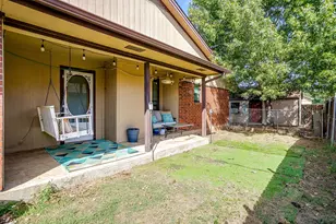 1219 Hyde Park Blvd, Cleburne, TX 76033 - Photo 33