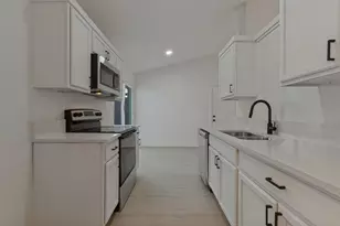 909 Maydelle Ln, Garland, TX 75042 - Photo 11