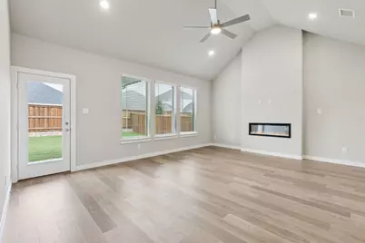 10616 Blakely Creek Road, Fort Worth, TX 76126 - Photo 11