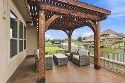 1601 Malibu Bay Court, Granbury, TX 76048 - Photo 23