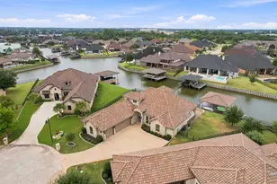 1601 Malibu Bay Ct, Granbury, TX 76048 - Photo 1