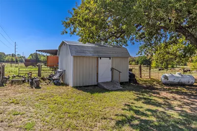1586 County Road 4133, Cumby, TX 75433 - Photo 19