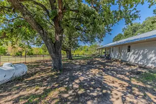 1586 Co Rd 4133, Cumby, TX 75433 - Photo 37