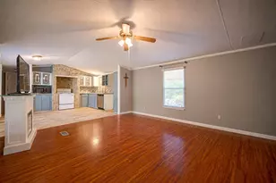 103 Cedar Ridge Dr, Eustace, TX 75124 - Photo 9