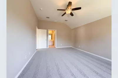 5327 Lake Gardens Drive, Grand Prairie, TX 75052 - Photo 15