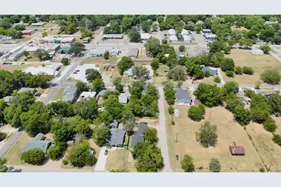 108 E Kirby Avenue, Quinlan, TX 75474 - Photo 27