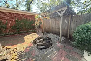 1519 Tulip Dr, Arlington, TX 76013 - Photo 23