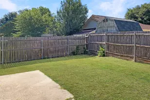 10112 Chapel Glen Ter, Fort Worth, TX 76116 - Photo 9
