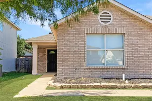 10112 Chapel Glen Ter, Fort Worth, TX 76116 - Photo 3