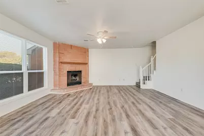 914 Wentwood Drive, DeSoto, TX 75115 - Photo 17