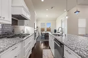 10912 Smithville Pl, McKinney, TX 75071 - Photo 7