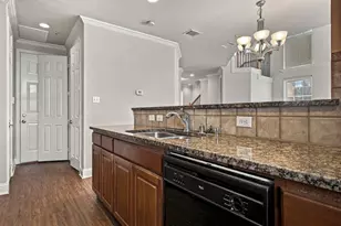 2529 Champagne Dr, Irving, TX 75038 - Photo 13