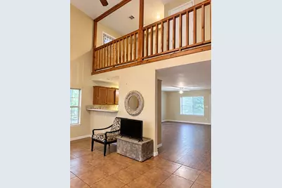 1017 W 3rd Street, Taylor, TX 76574 - Photo 5