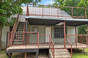 1017 W 3rd St, Taylor, TX 76574 - Photo 21
