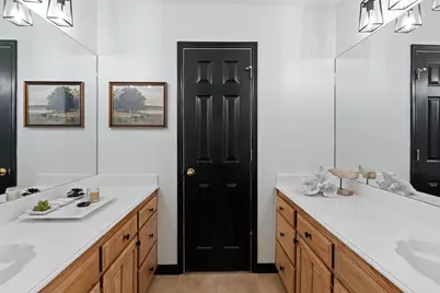 405 Lincoln Oaks Drive, Burleson, TX 76028 - Photo 21