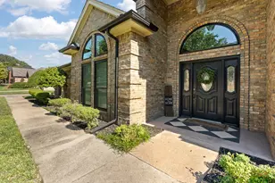 405 Lincoln Oaks Dr, Burleson, TX 76028 - Photo 5