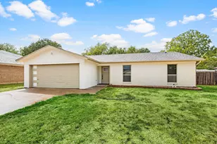 505 Emerson Dr, Euless, TX 76039 - Photo 1