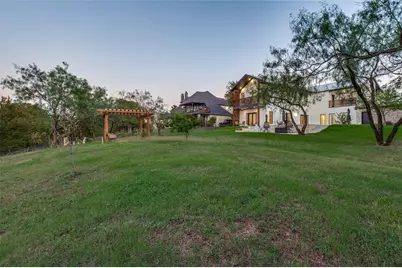 1115 Moonlight Bay Drive, Grand Prairie, TX 75104 - Photo 17