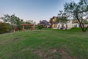 1115 Moonlight Bay Dr, Grand Prairie, TX 75104 - Photo 17