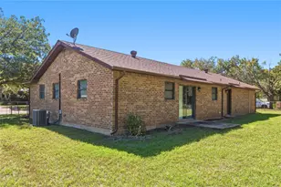 815 W Patterson St, Eastland, TX 76448 - Photo 31