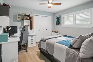 10102 Laingtree Dr, Dallas, TX 75243 - Photo 19