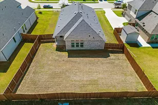 2228 Garnet Dr, Waxahachie, TX 75167 - Photo 7