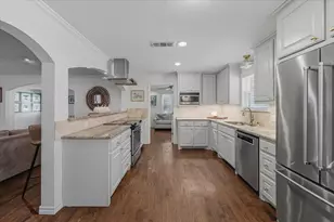 4617 Cloudview Rd, Fort Worth, TX 76109 - Photo 17