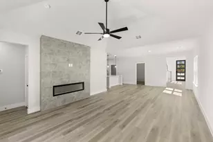 1270 Lacewood Ln, Van Alstyne, TX 75495 - Photo 11